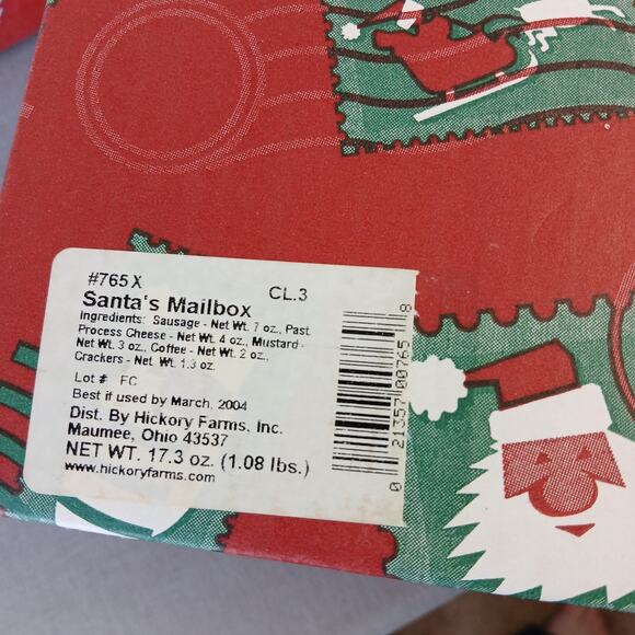 Santa's Mailbox 8.5"x6.25"x4" Letters to Santa enchanted red tin with flag - Picture 13 of 14